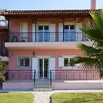 Modern Retreat Near Ancient Olympia And Sandy Διαμέρισμα *