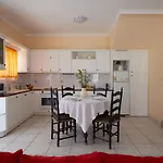 Daire Modern Retreat Near Ancient Olympia And Sandy