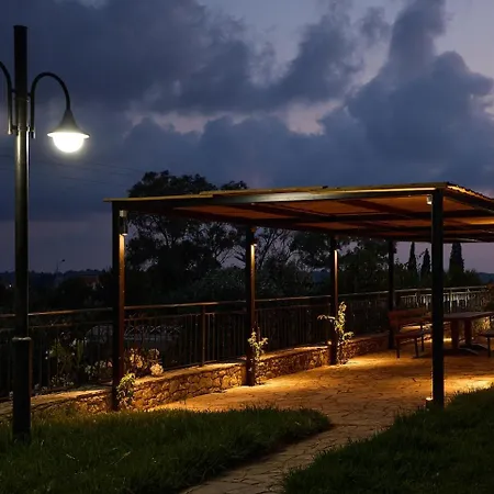 Cozy Flat Near Kato Samiko *