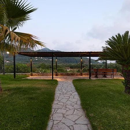 Apartament Modern Retreat Near Ancient Olympia And Sandy *