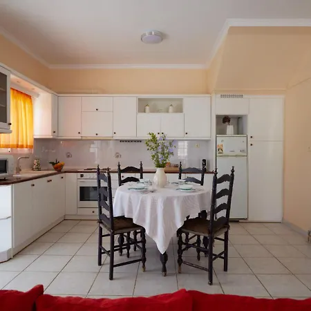 アパート Modern Retreat Near Ancient Olympia And Sandy