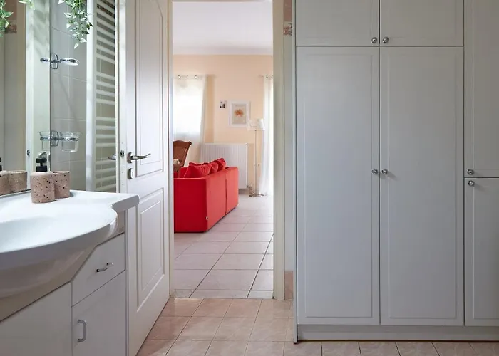 Apartament Modern Retreat Near Ancient Olympia And Sandy Kato Samikon