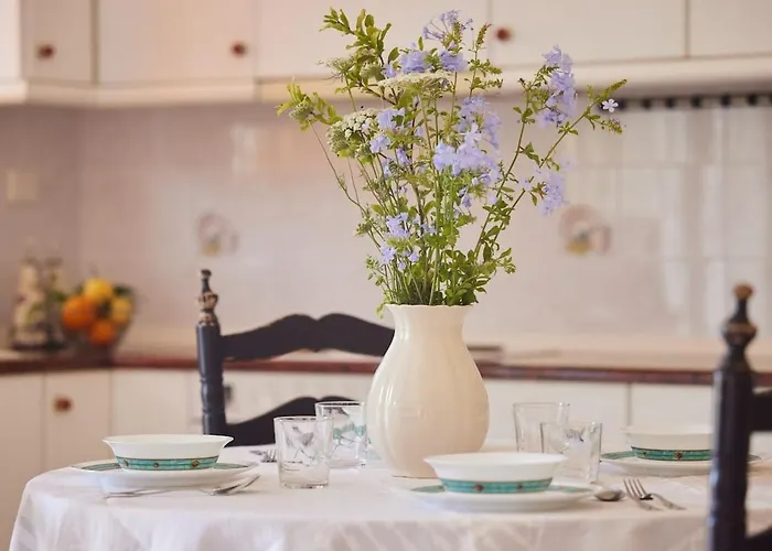 Modern Retreat Near Ancient Olympia And Sandy *