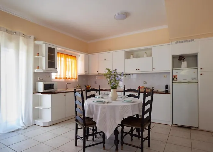 Apartament Modern Retreat Near Ancient Olympia And Sandy *