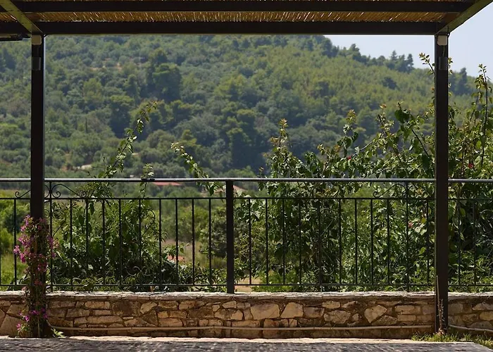 Lejlighed Modern Retreat Near Ancient Olympia And Sandy Kato Samikon