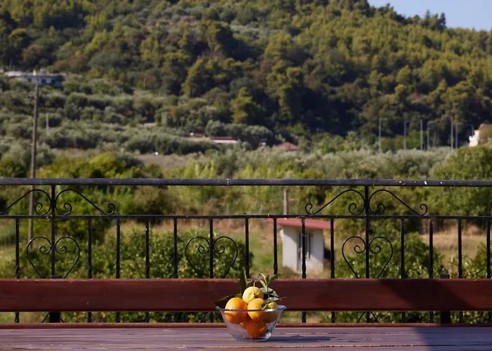 Lejlighed Modern Retreat Near Ancient Olympia And Sandy Kato Samikon