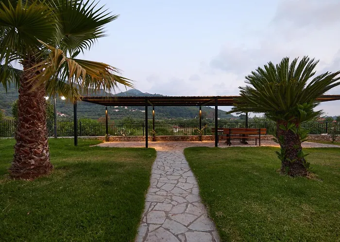 Daire Modern Retreat Near Ancient Olympia And Sandy *