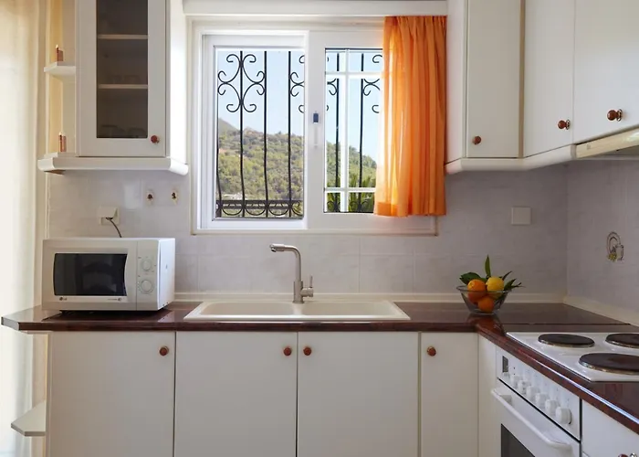 Modern Retreat Near Ancient Olympia And Sandy Lejlighed *