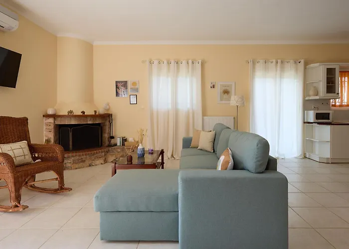 Daire Modern Retreat Near Ancient Olympia And Sandy